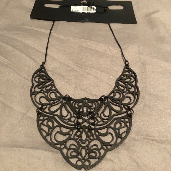 Necklace - Picture 2 of 2